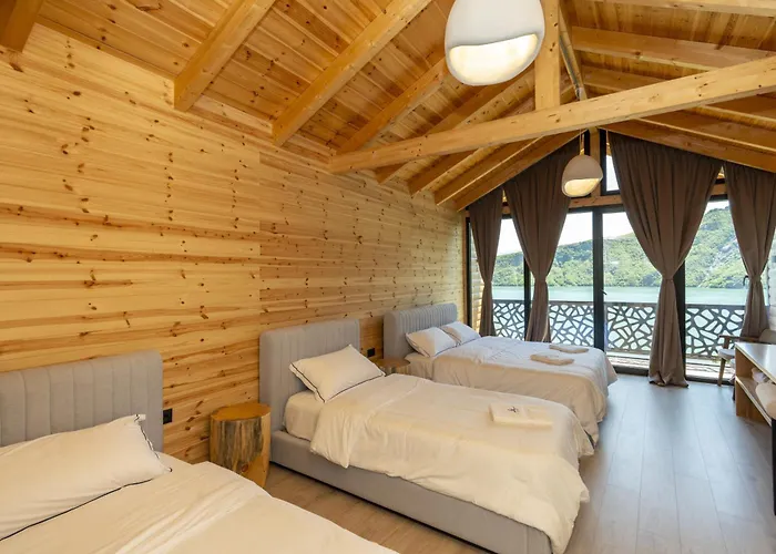 Hotel 5 Stinet Koman