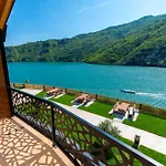 Hotel 5 Stinet